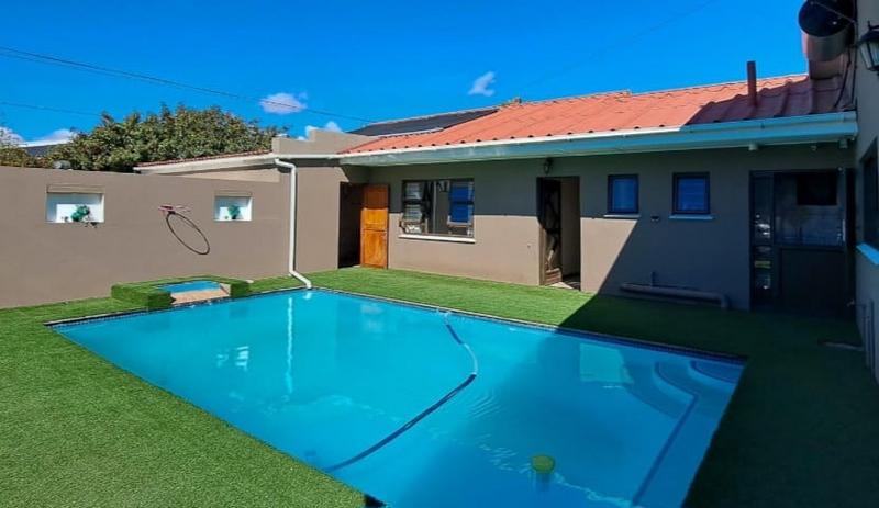 4 Bedroom Property for Sale in Robertson Western Cape